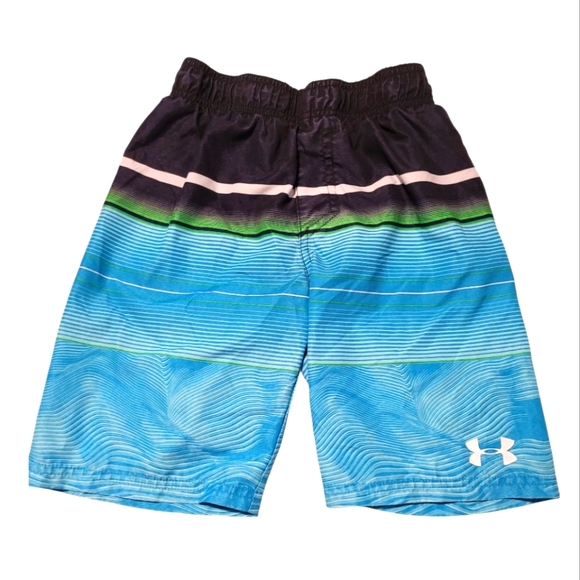 Under Armour Blue And Black Multicolor Striped Swim Board Shorts Size Youth Sm - Picture 1 of 9